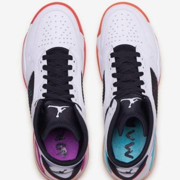 Jordan Mars 270 White Hyper Violet (GS) - Picture 4 of 8